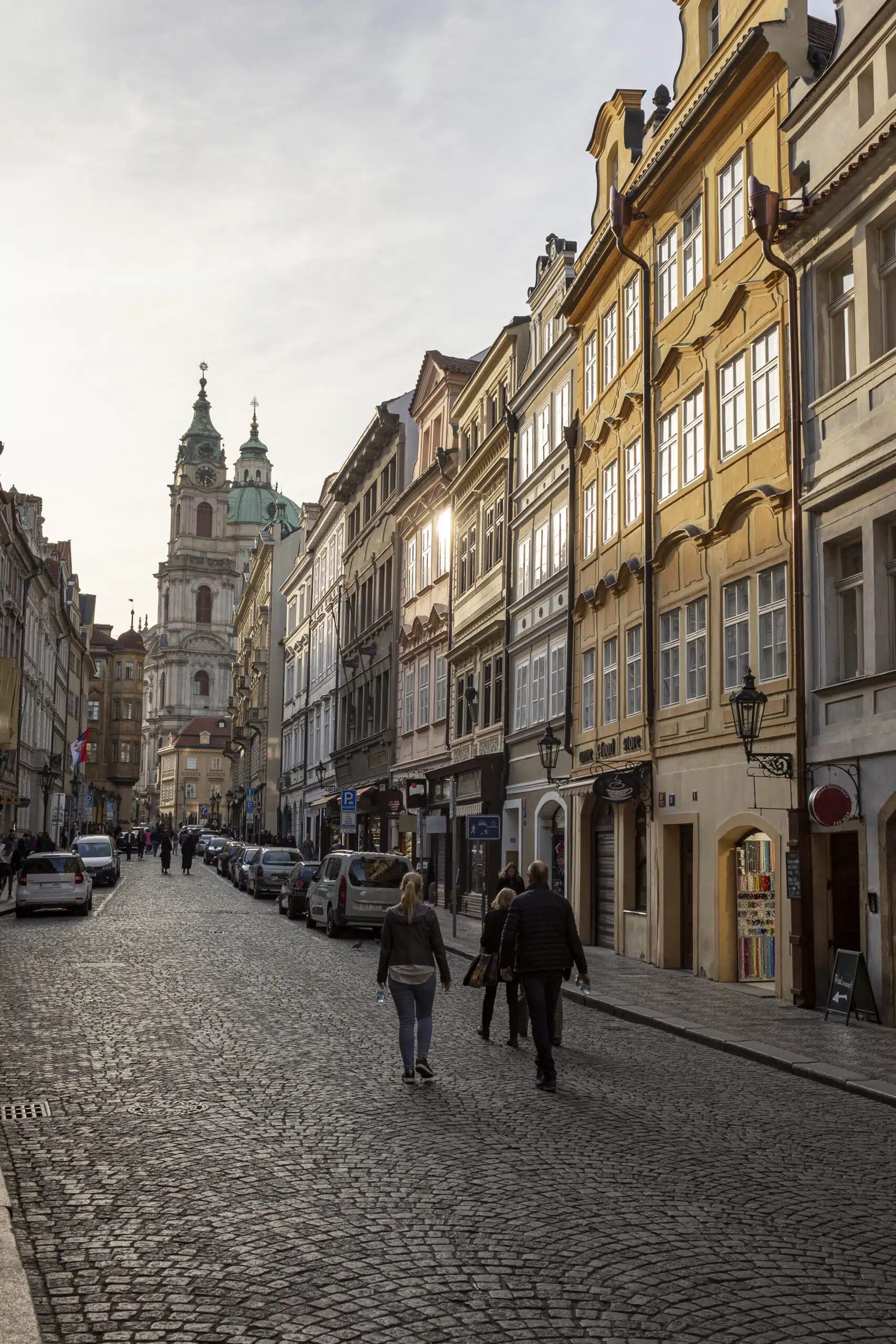 clean-city-streets-prague (1)