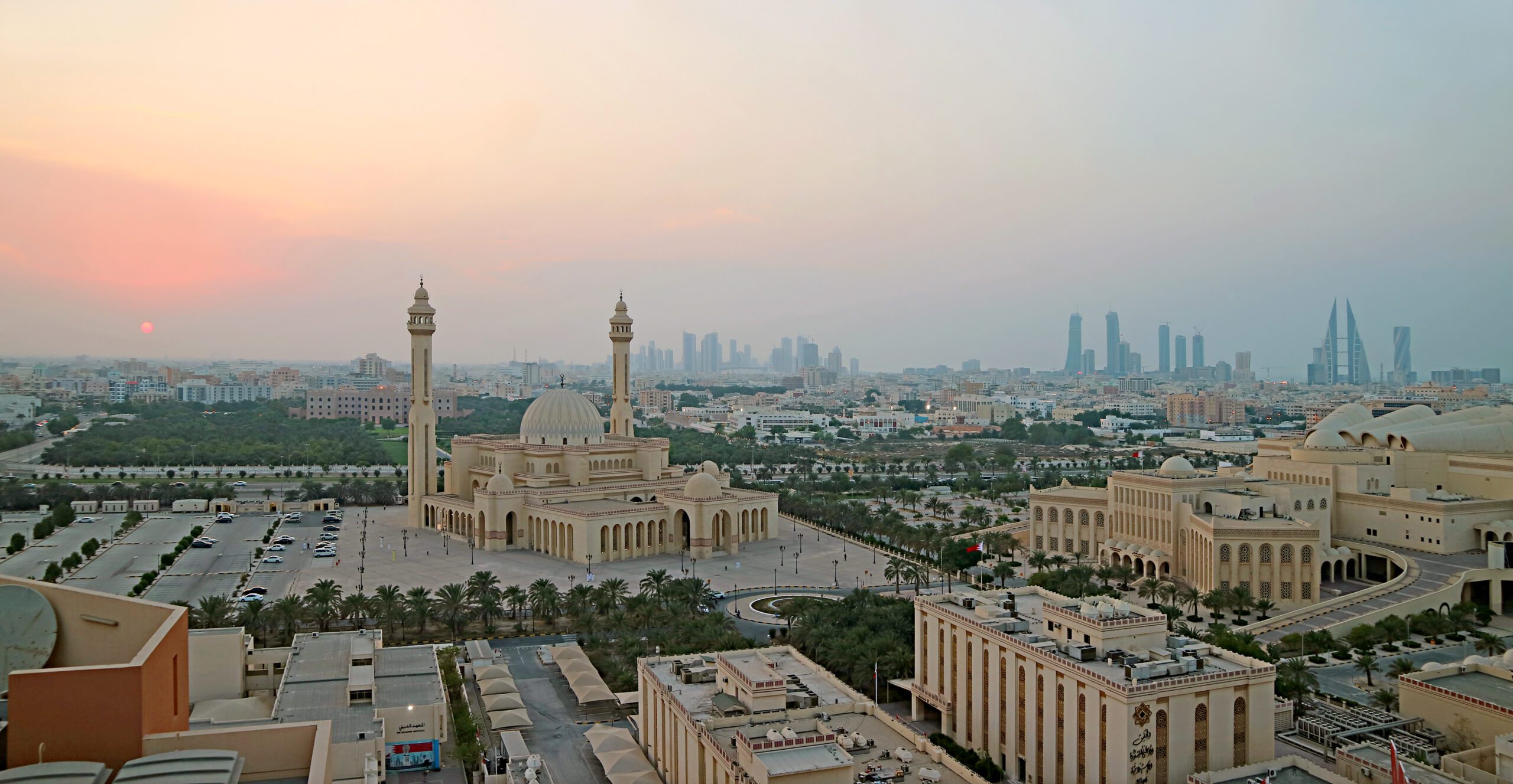 panoramic-aerial-view-al-fateh-grand-mosque-manama-bahrain-during-sunset