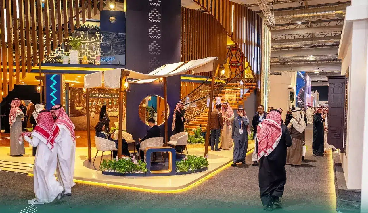 انطلق الأثنين 22 يناير بداية فعاليات ملتقى السياحة السعودي في مركز الرياض الدولي للمؤتمرات والمعارض، ويتضمن العديد من ورش العمل والجلسات