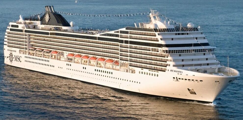 "السفينة MSC Magnifica على البحر الأبيض المتوسط – كروز فاخر 2025 من برشلونة إلى فرنسا، إيطاليا، ومالطا"